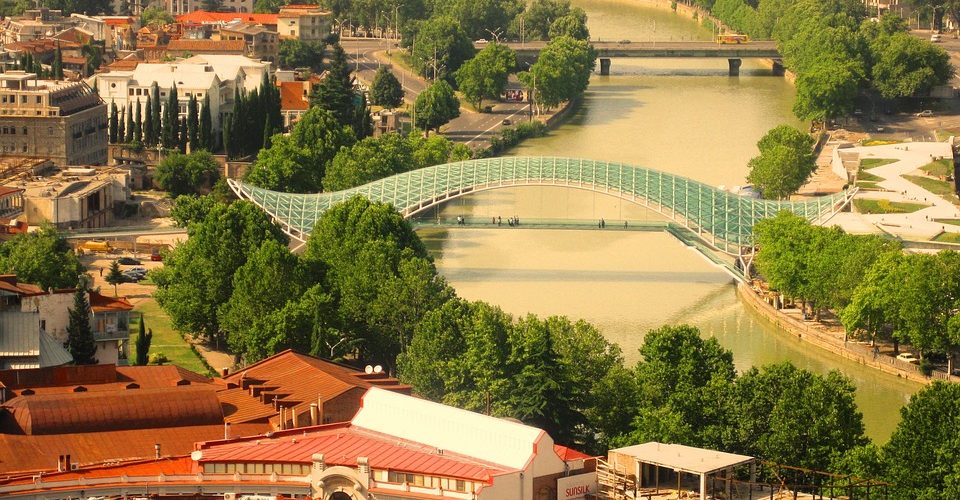 Tbilisi - Capitala veselă și vie a Georgiei. Un oraș al contrastelor!